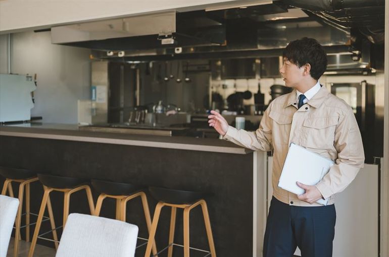 店舗内装のリフォームを行うタイミングについて