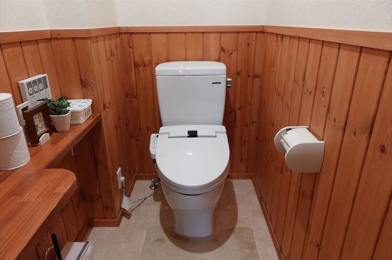 トイレに腰壁を用いるメリットとは？